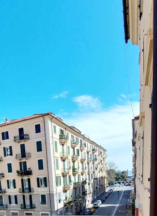 Ca' Mariuccia. Appartamento A Un Passo Dal Mare ซาโวนา ภายนอก รูปภาพ